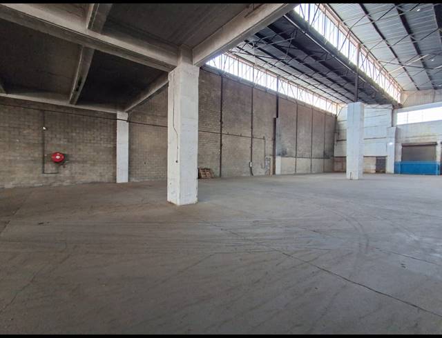 2,505M² WAREHOUSE TO LET IN HERIOTDALE